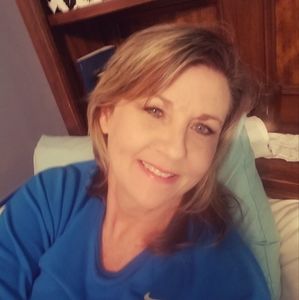 Meet your Posher, Debbie